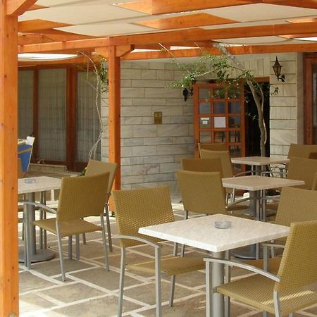 Maistrali Livadi  Ristorante foto